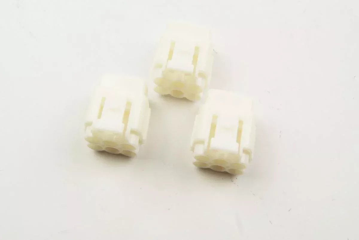 6 PIN FEMALE CONNECTOR FRS-113