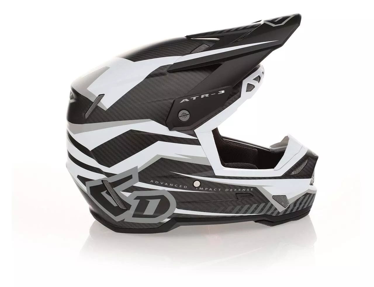6D ATR-3 Rival Helmet