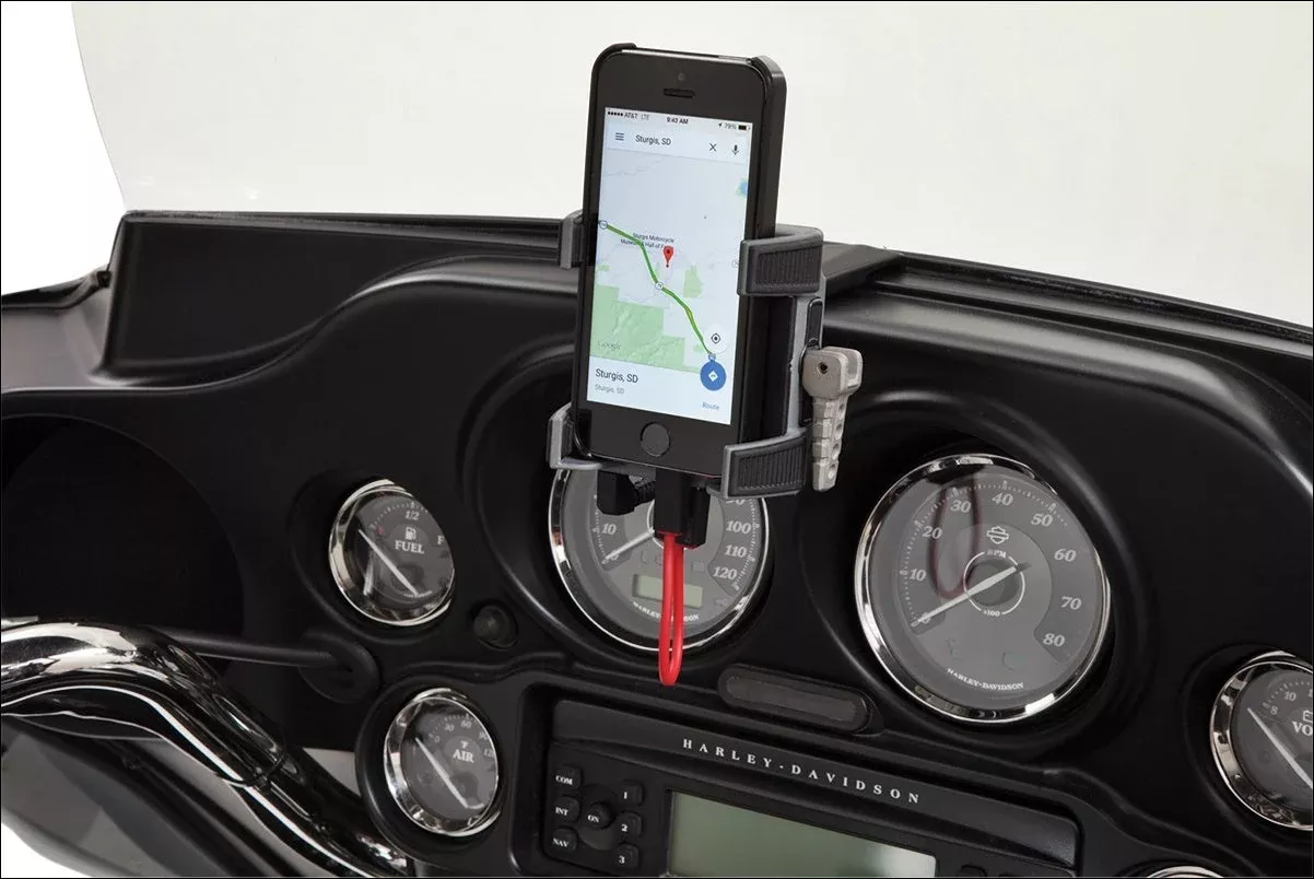 Ciro Fairing Mount Premium Smartphone GPS Holder with Charger Harley 14-16 FLH/T