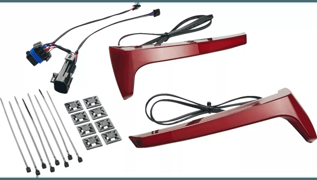Ciro RydeCulture Bryant M1 Saddlebag Lights for '22-25 Indian Challenger, Pursuit, Roadmaster, Springfield, Chieftain Models - Red Lens/Red Turn Signal