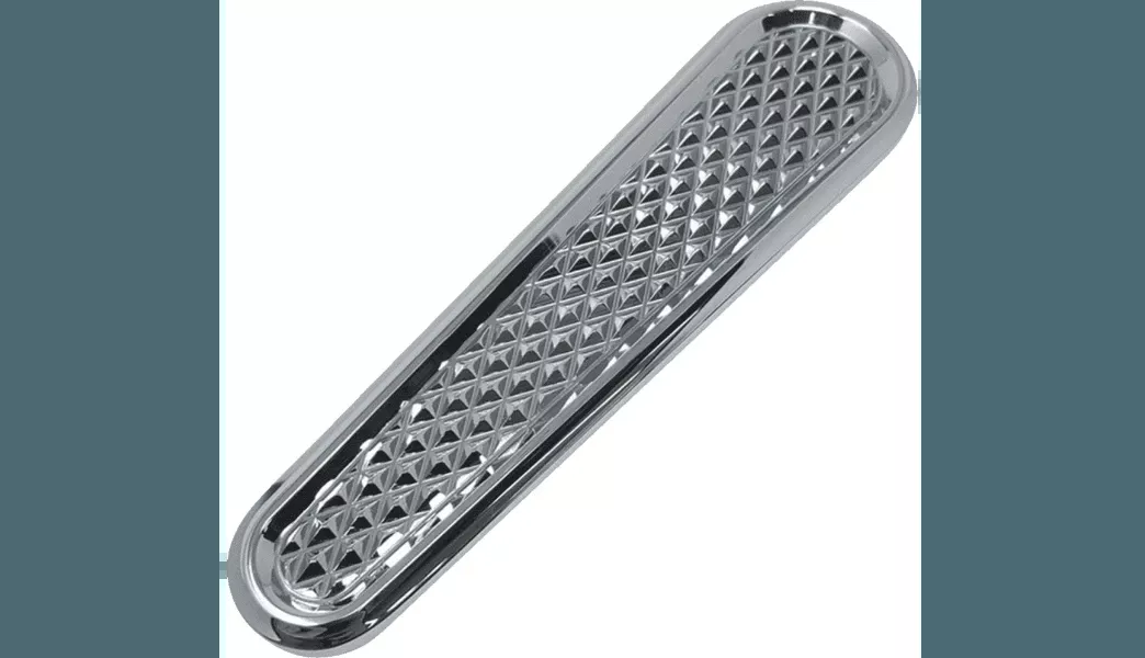 Covingtons Diamondback Dash Insert for '08-Up Street Glide Harley Davidson and '15-Up Road Glide Models - Chrome