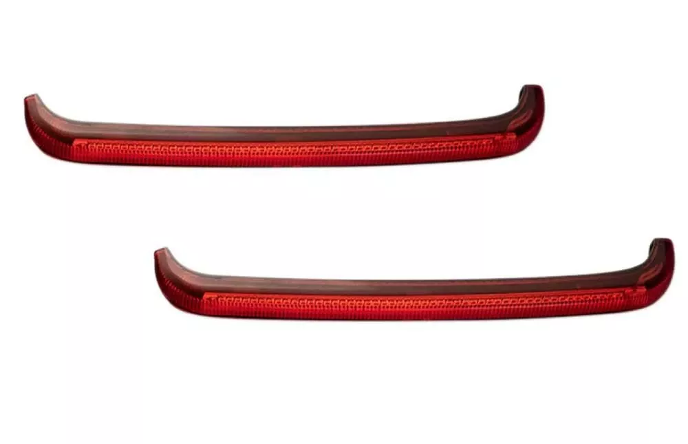 Custom Dynamics Sequential Low Profile Bagz Saddlebag Lights for '99-23 Harley Davidson Touring (Red or Smoke) Click for Fitment