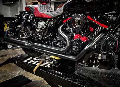 D&D Diablo Gato 2:1 Harley Exhaust M8