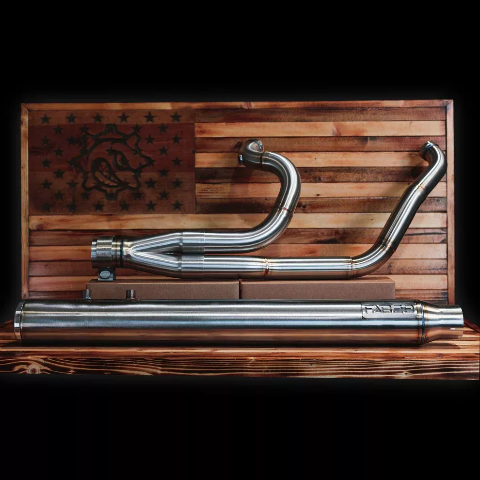 FAB28 INDUSTRIES STAINLESS 2:1 FULL EXHAUST HARLEY DAVIDSON BAGGER 17-25