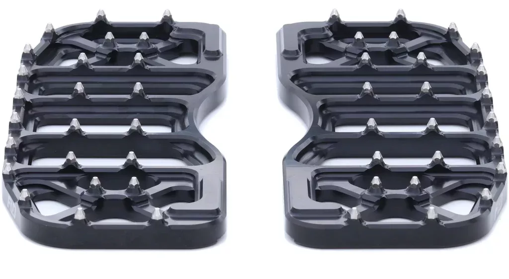 Flo Motorsports V5 Bagger Touring Harley Floor Boards Black - FPEG-800V5BLK