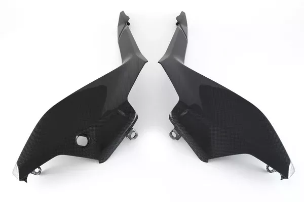 Fullsix Carbon Under Tank Side Panels – Set