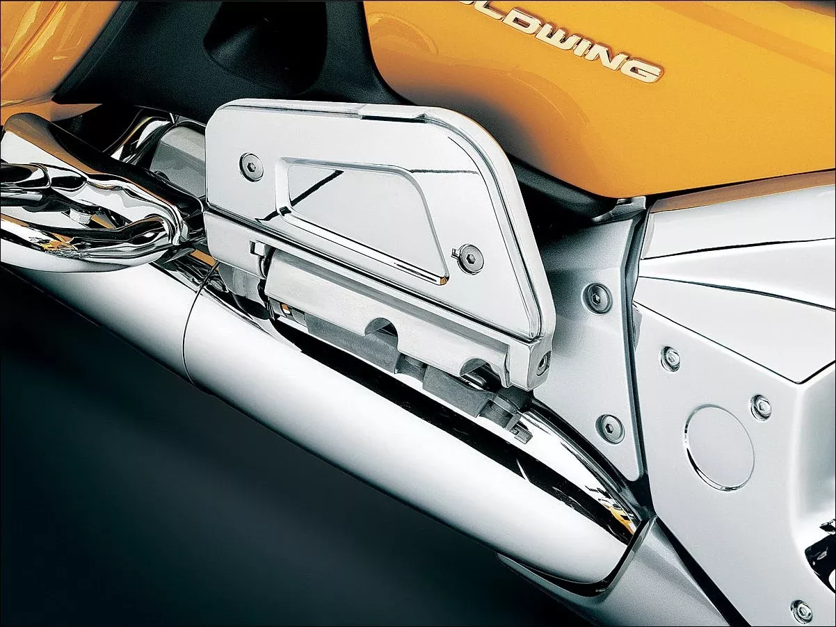 Kuryakyn Chrome Footpeg Mounts for 01-16 Honda Gold Wing GL1800 & F6B