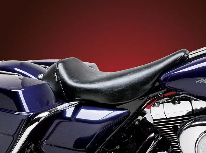Le Pera LN-005 Bare Bones Smooth Low Profile Solo Seat Harley FLHT FLTR 97-01