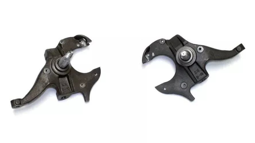 Maxtrac 100120 2in Front Lowering Spindles fits 1982-2003 Chevrolet Blazer, S10, S10 Blazer / GMC Jimmy, S15 Jimmy, Sonoma