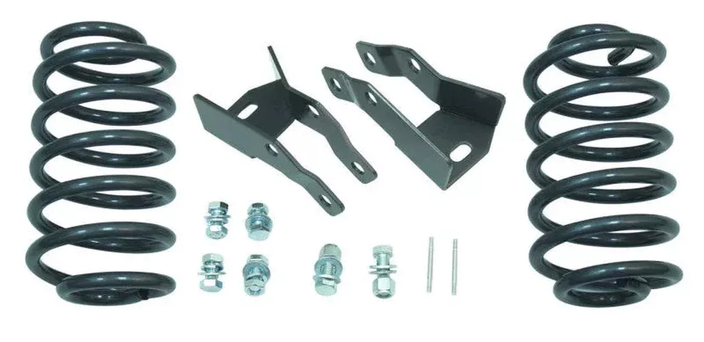 Maxtrac 2WD/4WD 2in Rear Lowering Kit fits 2000-2006 Cadillac / Chevrolet / GMC