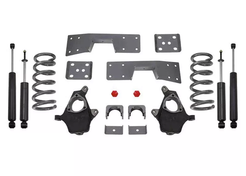 Maxtrac 4in/6in Lowering Spindle Kit fits 1999-2007 Chevrolet Silverado 1500 Classic / GMC Sierra 1500