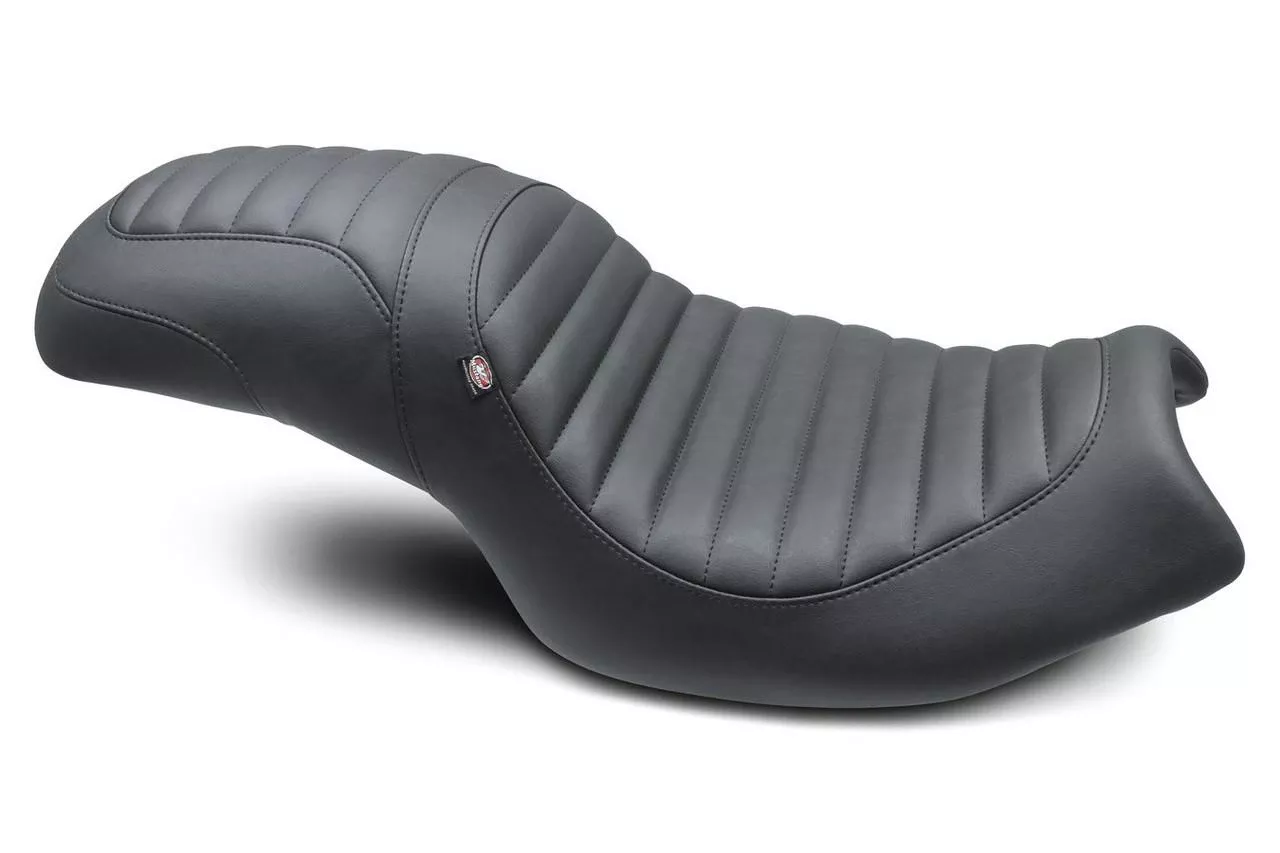 Mustang Fastback Seat for '20-21 Indian Challenger - Tuck and Roll Black