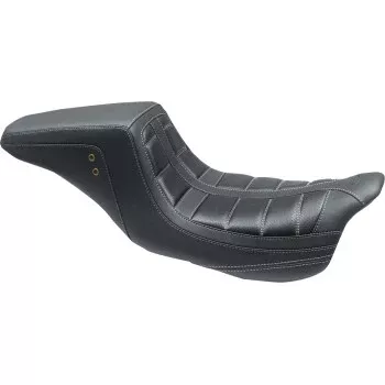 Mustang Squareback Seat – 75239GM For Harley Touring 2008-2025