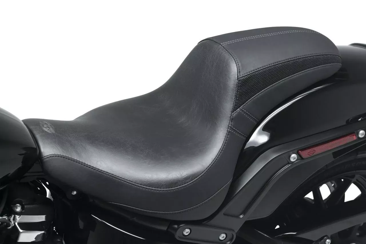 Mustang Tripper Fastback Seat for '18-Up Harley-Davidson Fat Bob Models