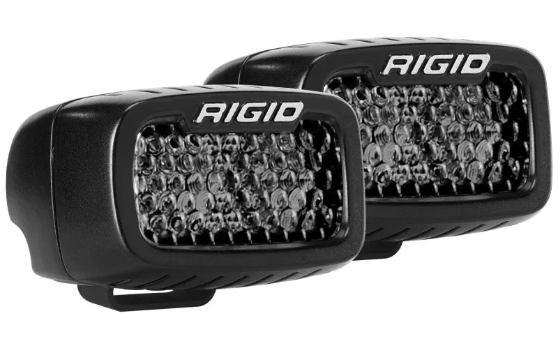 Rigid Industries SR-M Series PRO Midnight Edition – Spot – Diffused – Pair