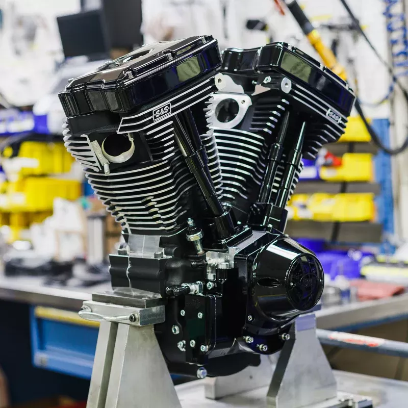 S&S CYCLE V111 EVOLUTION CRATE ENGINE HARLEY DAVIDSON 84-99