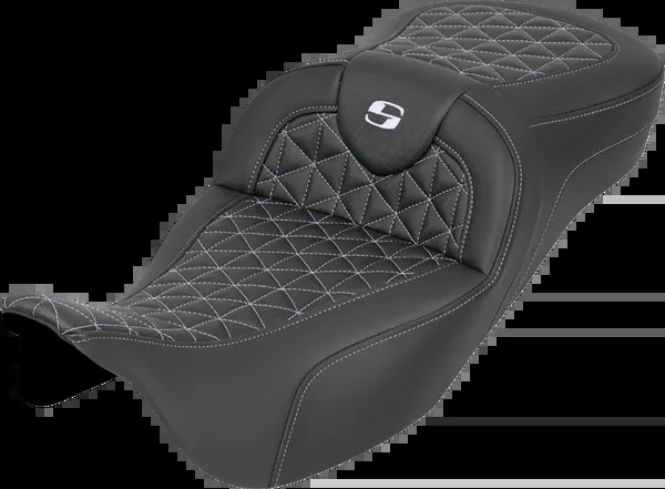Saddlemen RoadSofa™ Tri Gripper Seat - Extended Reach - Silver Stitch - w/o Backrest - FLH/FLT '08-'25 - 808-07B-21105