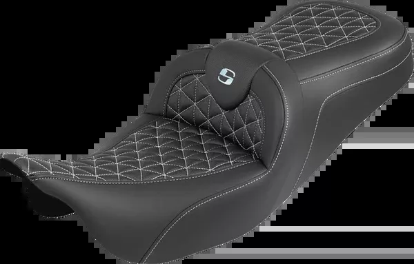 Saddlemen RoadSofa™ Tri Gripper Seat - Standard Reach - Silver Stitch - w/o Backrest - FLH/FLT '08-'25 - 808-07B-21005