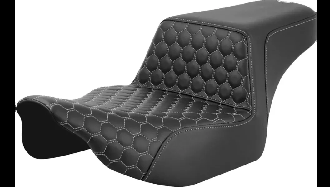 Saddlemen Step-Up Seat – Extended Reach – Front Honeycomb – Silver Stitch – 23-24 Street Glide and Road Glide – 823-07-17805