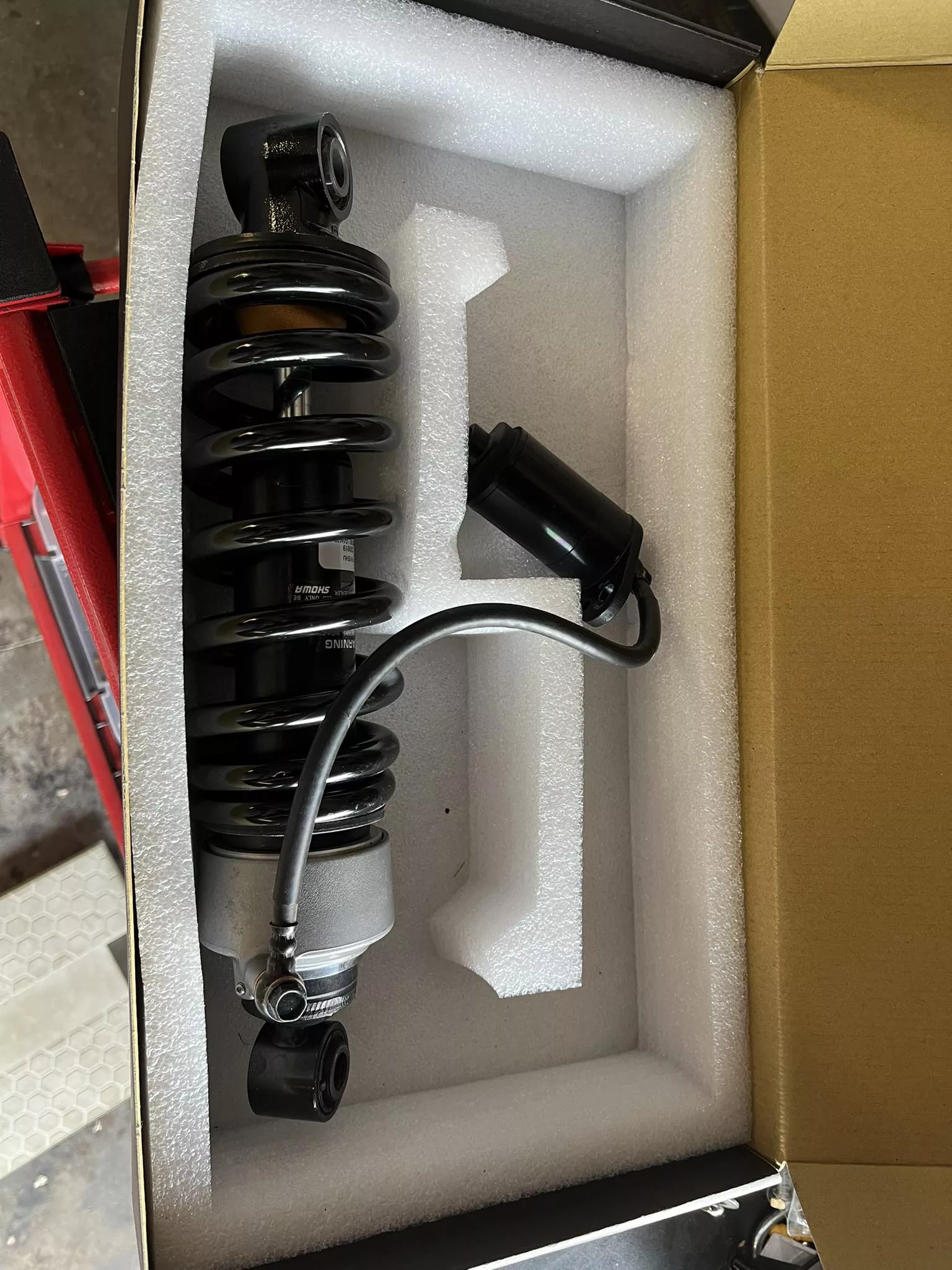 TAKE OFF STOCK SHOCK HARLEY DAVIDSON 2023 FXLRST 13.5″