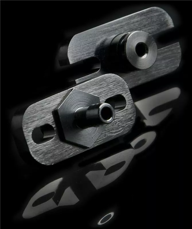 WR Fuel Rail Adapter